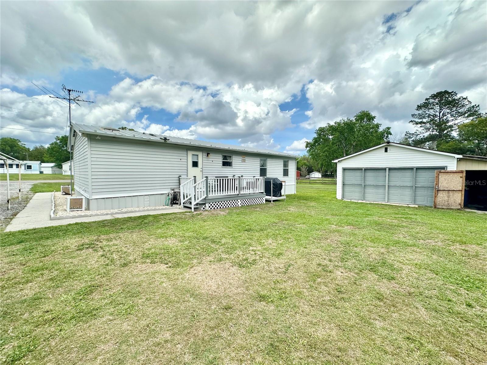 18400 SE 90TH LN, OCKLAWAHA, FL, 32179