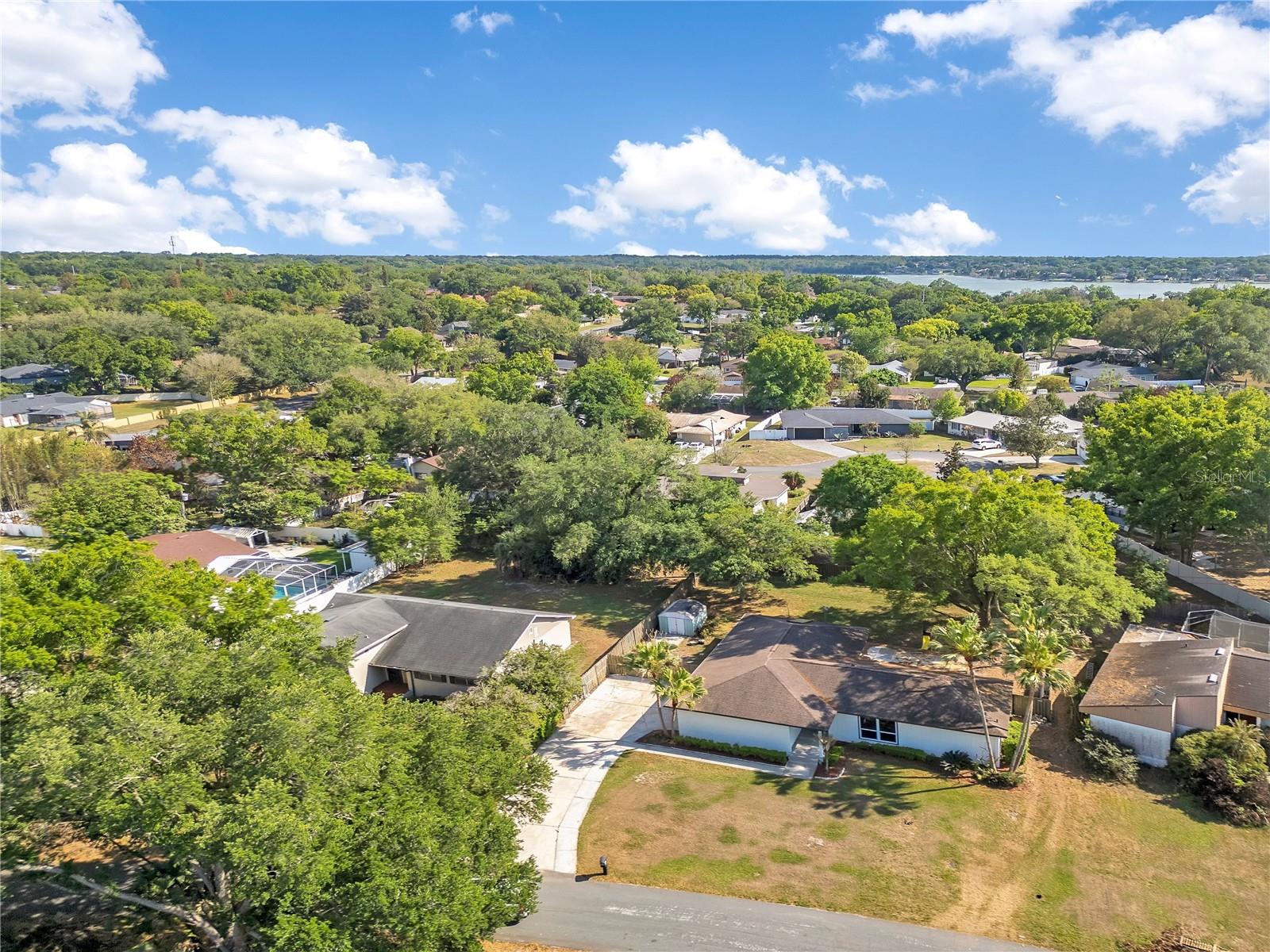 1307 VALLEY HILL DR, LAKELAND, FL, 33813
