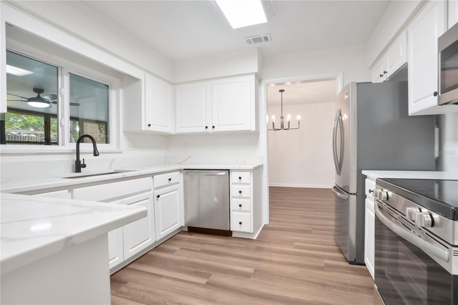1307 VALLEY HILL DR, LAKELAND, FL, 33813