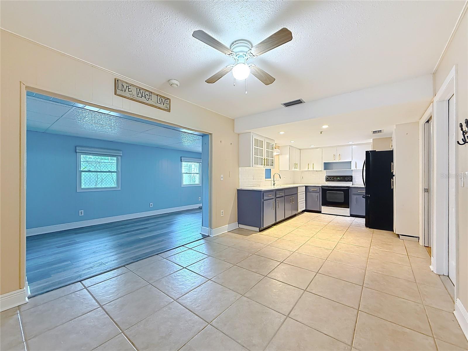 403 MINDY DR, LARGO, FL, 33771