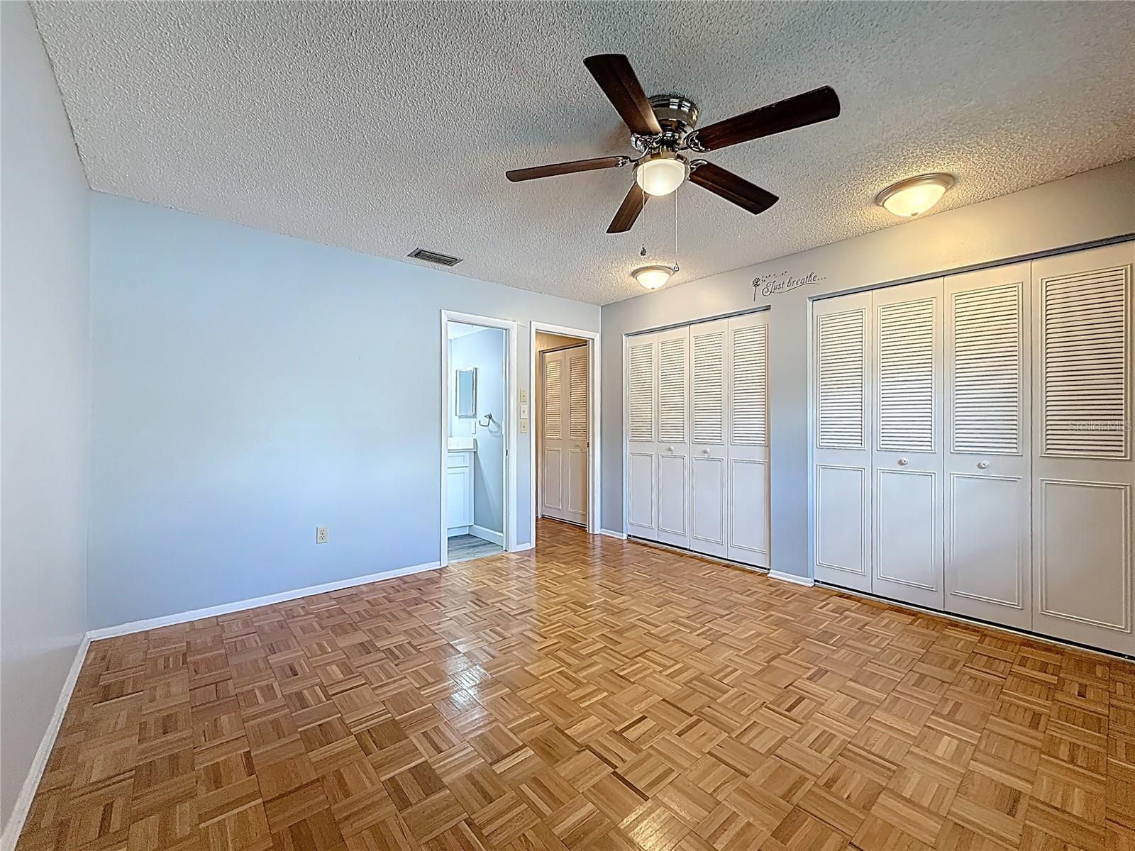 403 MINDY DR, LARGO, FL, 33771