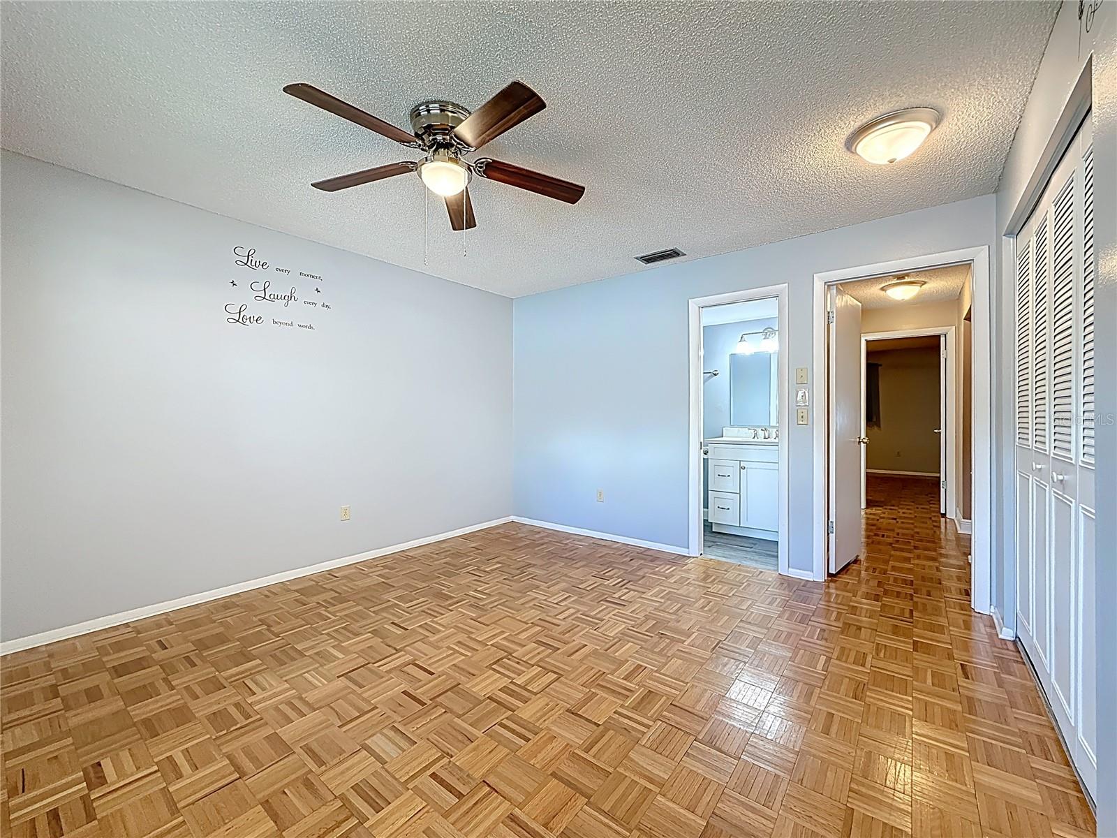 403 MINDY DR, LARGO, FL, 33771