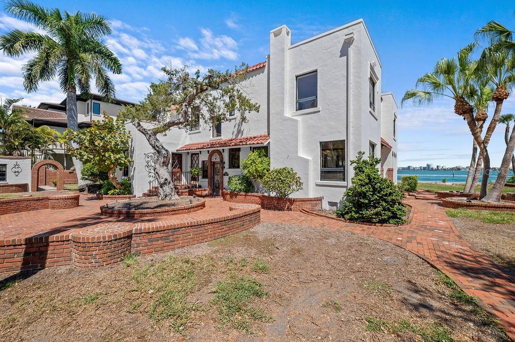679 NORSOTA WAY, SARASOTA, FL, 34242