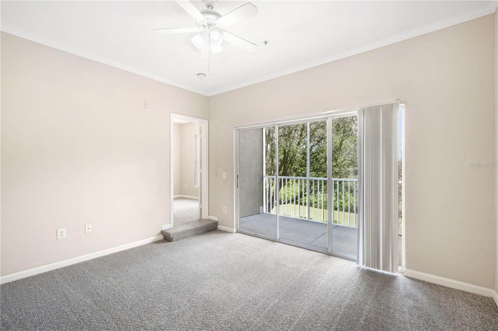 9301 CRESCENT LOOP CIR #206, TAMPA, FL, 33619