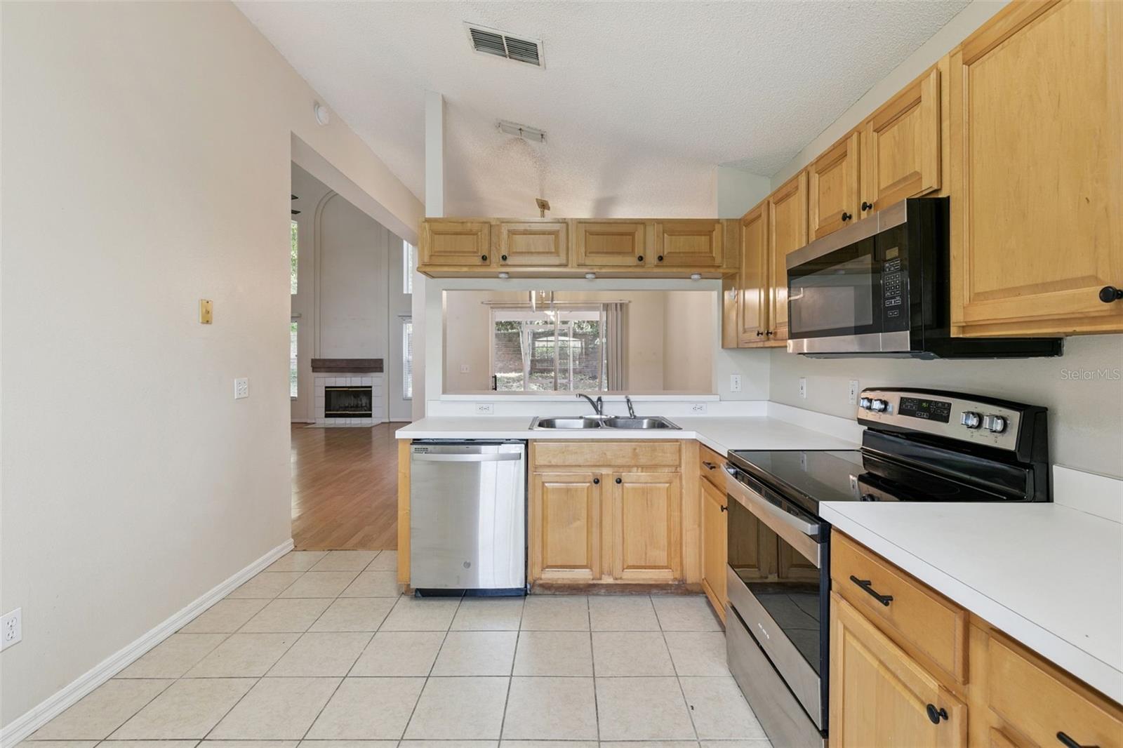 617 RANDON TER, LAKE MARY, FL, 32746