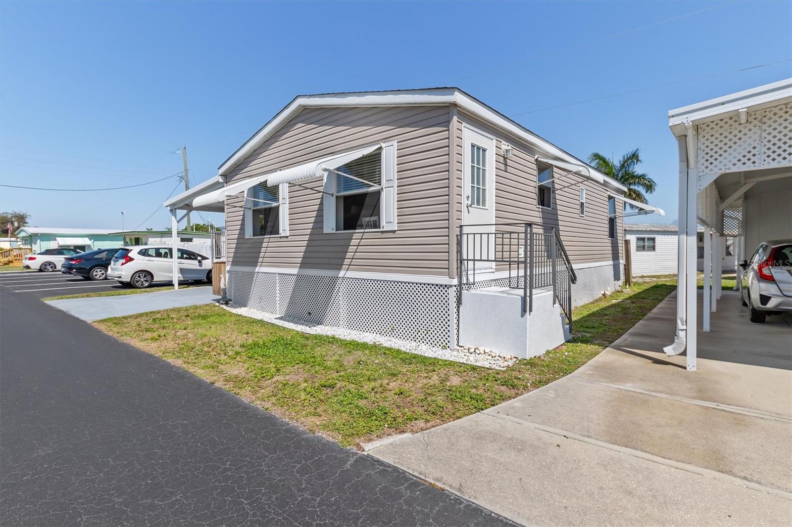 8320 RIVERSIDE DR #51B, PUNTA GORDA, FL, 33982