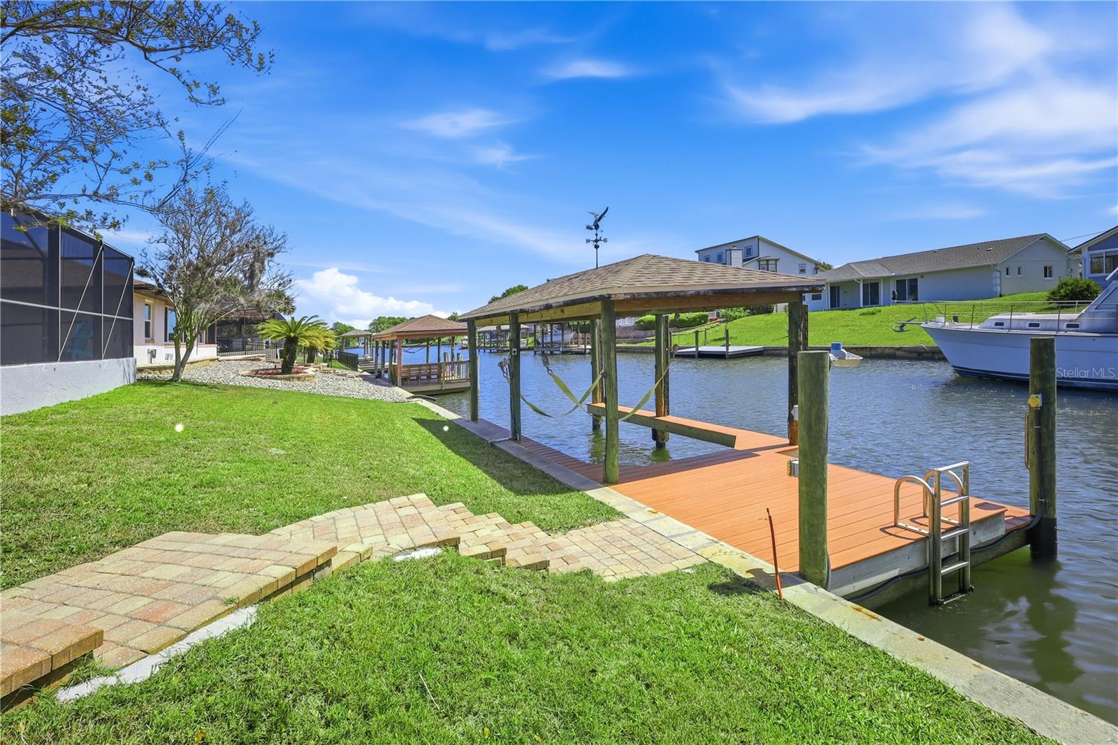 16 CEDARDALE CT, PALM COAST, FL, 32137