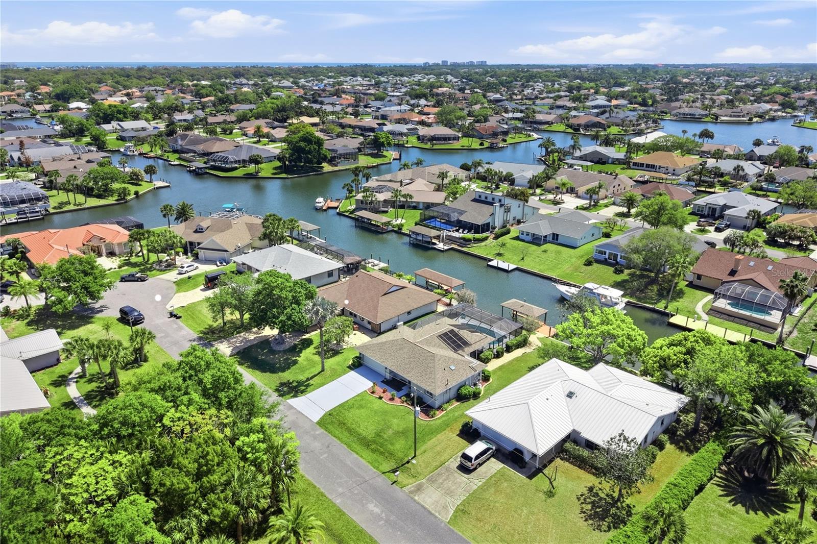 16 CEDARDALE CT, PALM COAST, FL, 32137