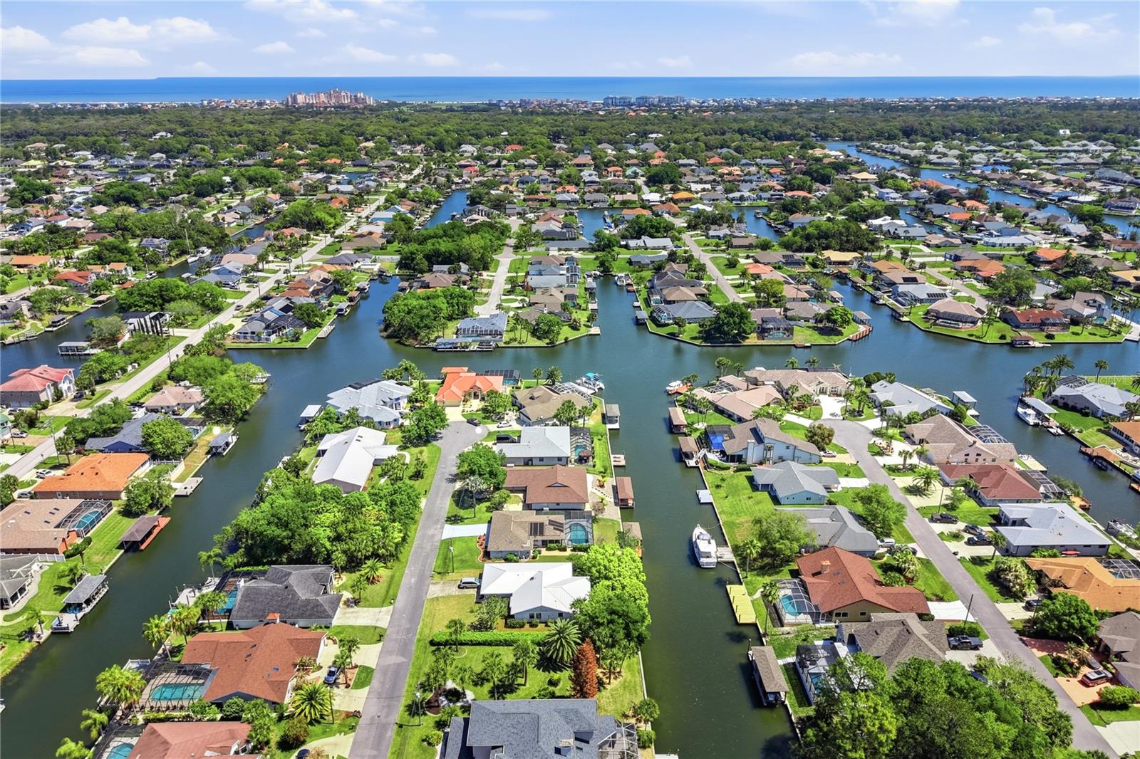16 CEDARDALE CT, PALM COAST, FL, 32137