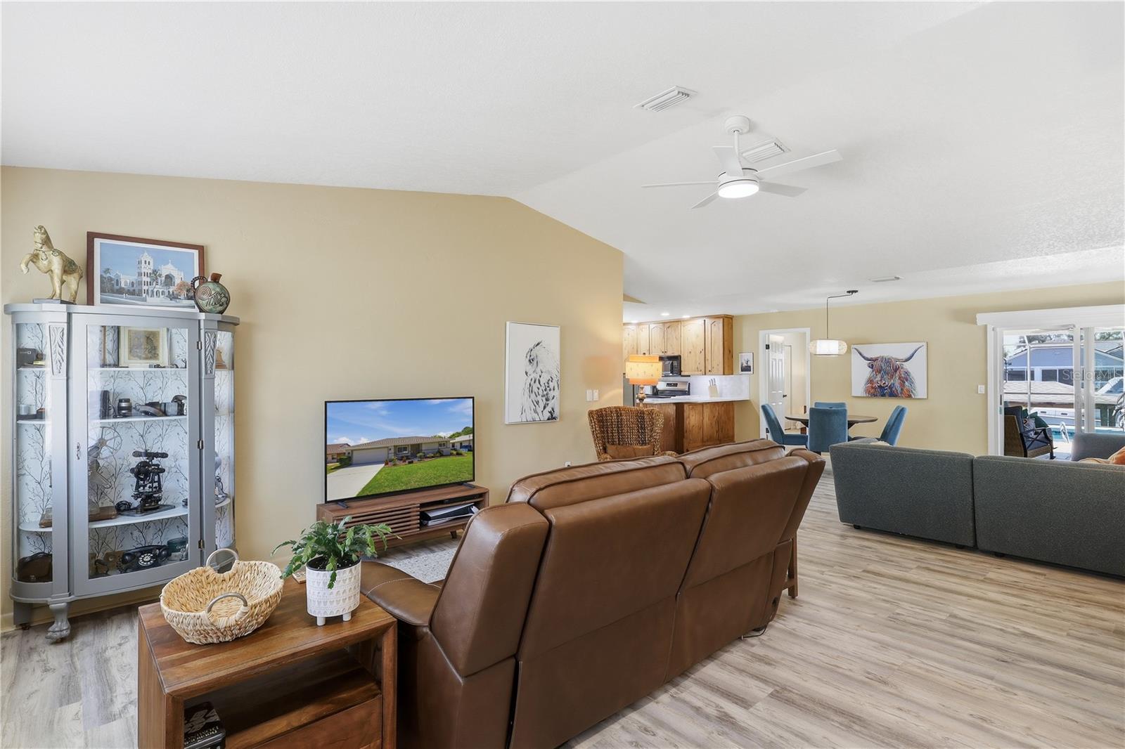 16 CEDARDALE CT, PALM COAST, FL, 32137