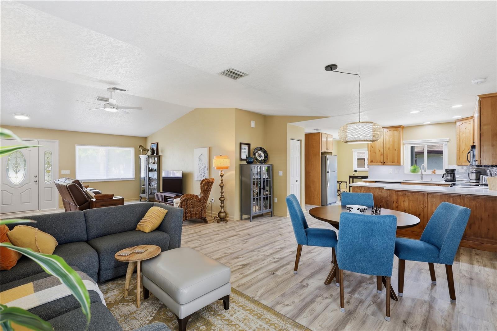 16 CEDARDALE CT, PALM COAST, FL, 32137