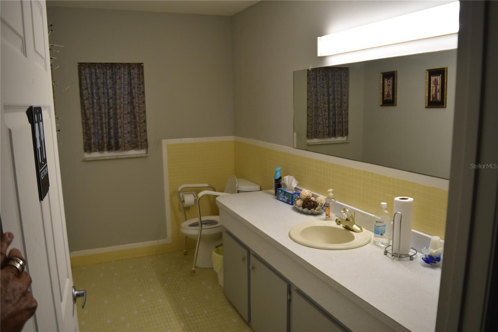 4746 AZALEA DR #208C, NEW PORT RICHEY, FL, 34652