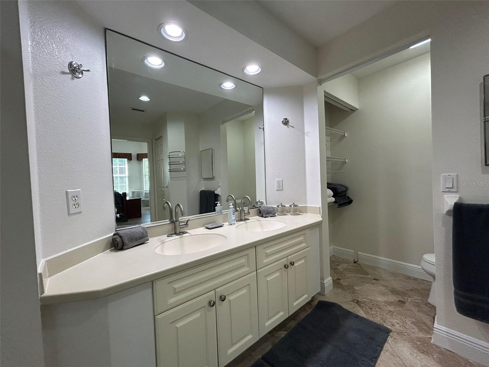 3604 54TH DR W #204, BRADENTON, FL, 34210