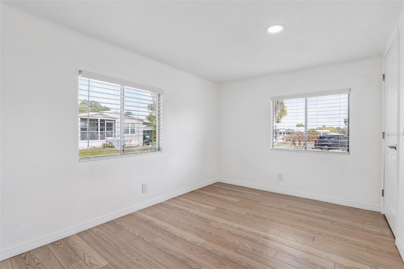 511 FLAMINGO LN, OSTEEN, FL, 32764