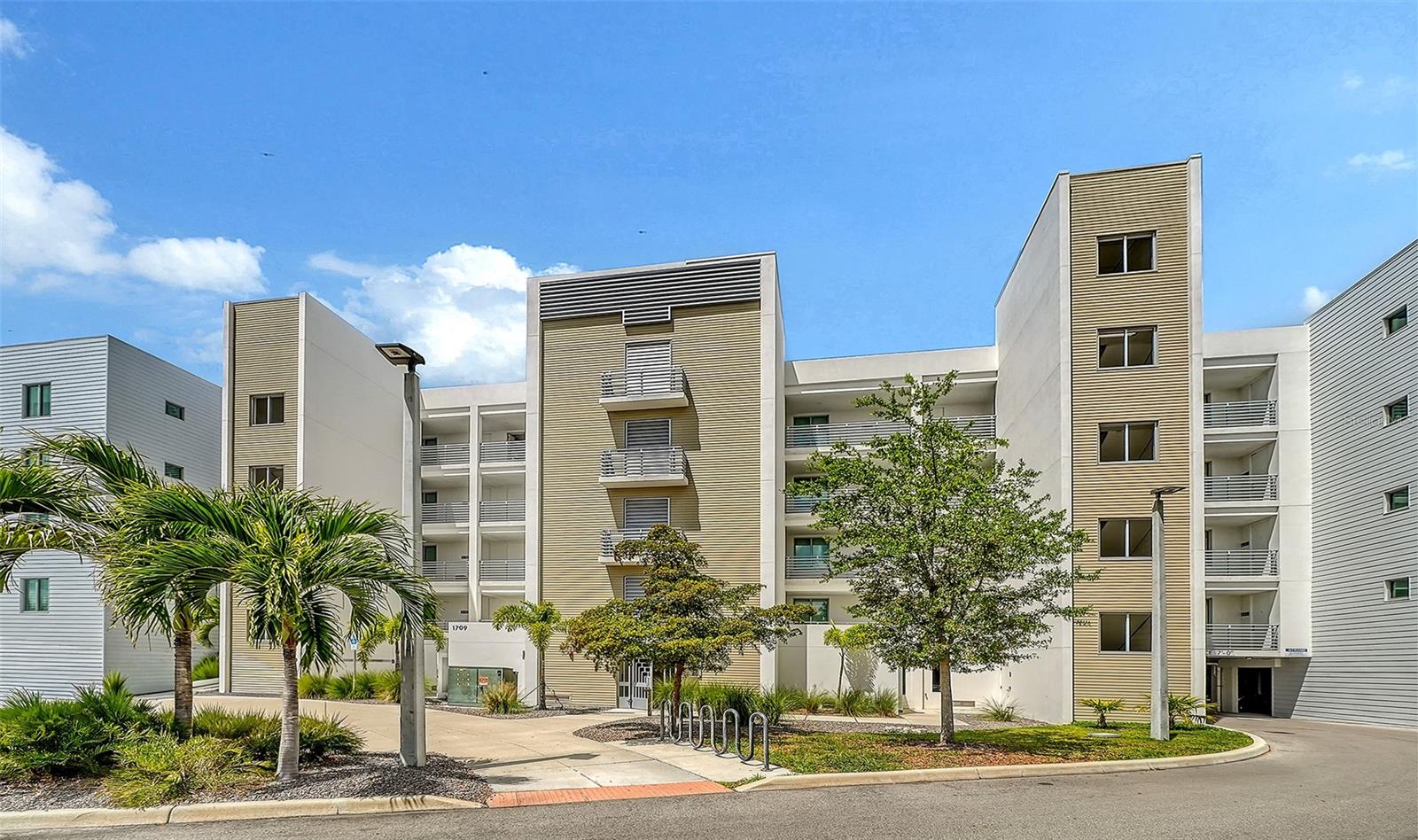 1709 N TAMIAMI TRL #522, SARASOTA, FL, 34234