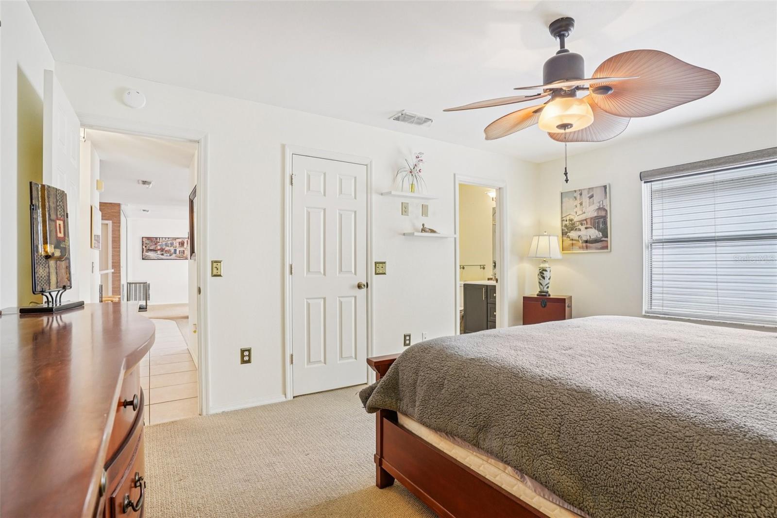 456 HILDALGO DR, THE VILLAGES, FL, 32159
