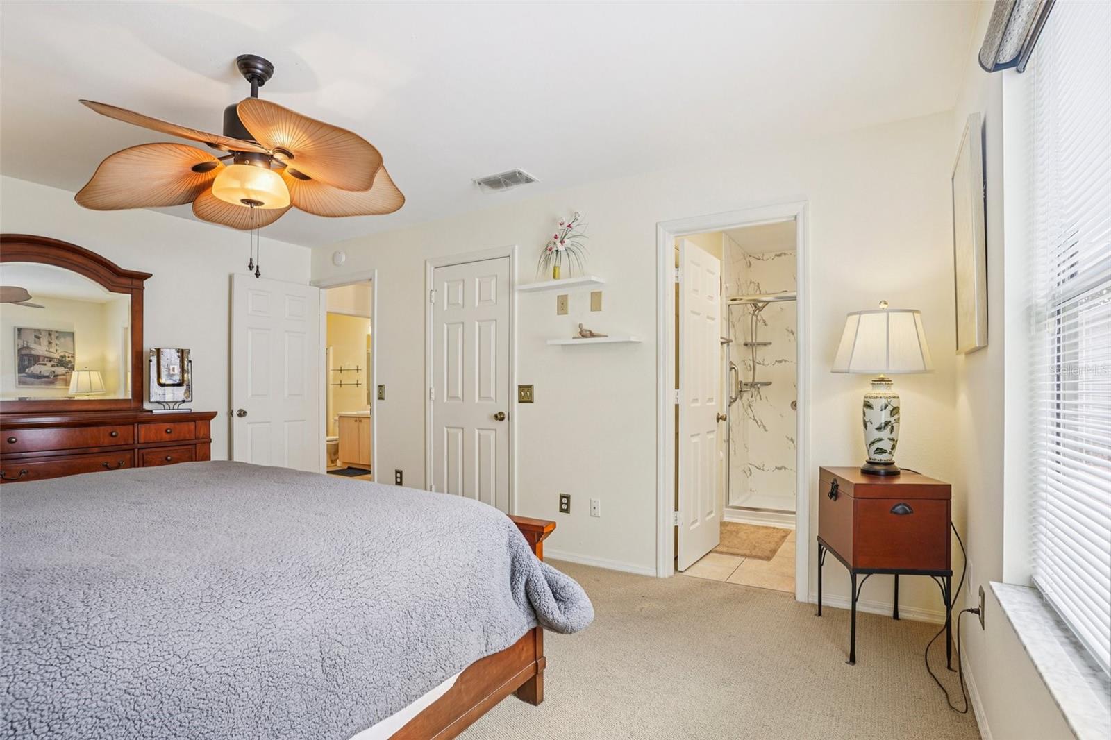 456 HILDALGO DR, THE VILLAGES, FL, 32159