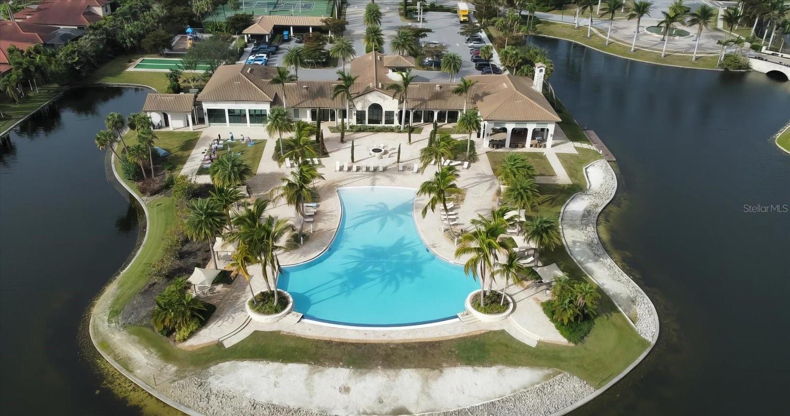520 MARAVIYA BLVD, NOKOMIS, FL, 34275