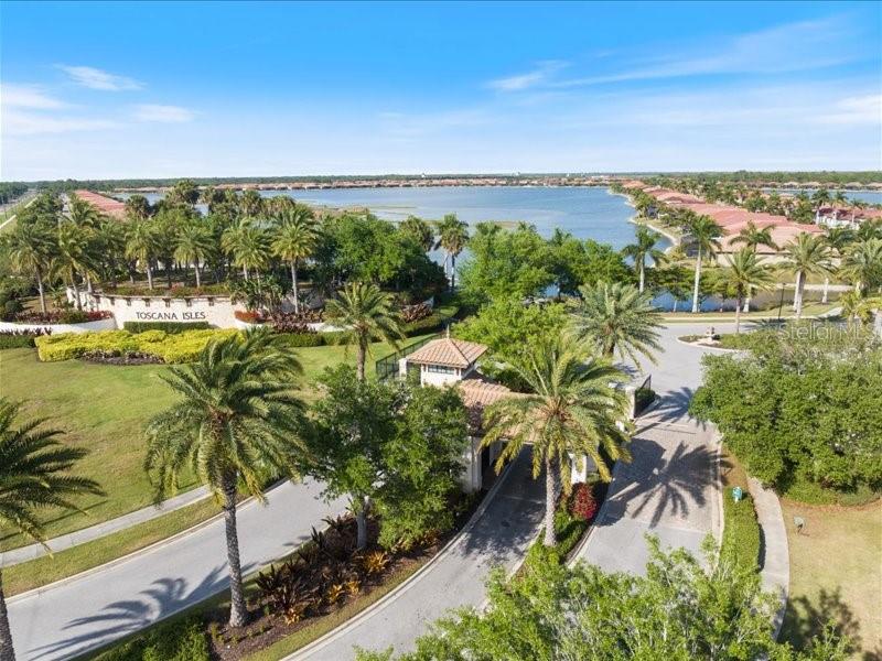520 MARAVIYA BLVD, NOKOMIS, FL, 34275