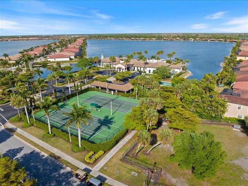 520 MARAVIYA BLVD, NOKOMIS, FL, 34275