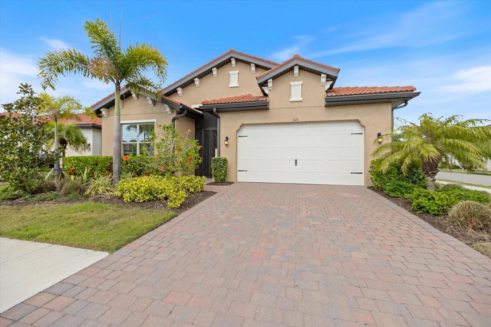 520 MARAVIYA BLVD, NOKOMIS, FL, 34275