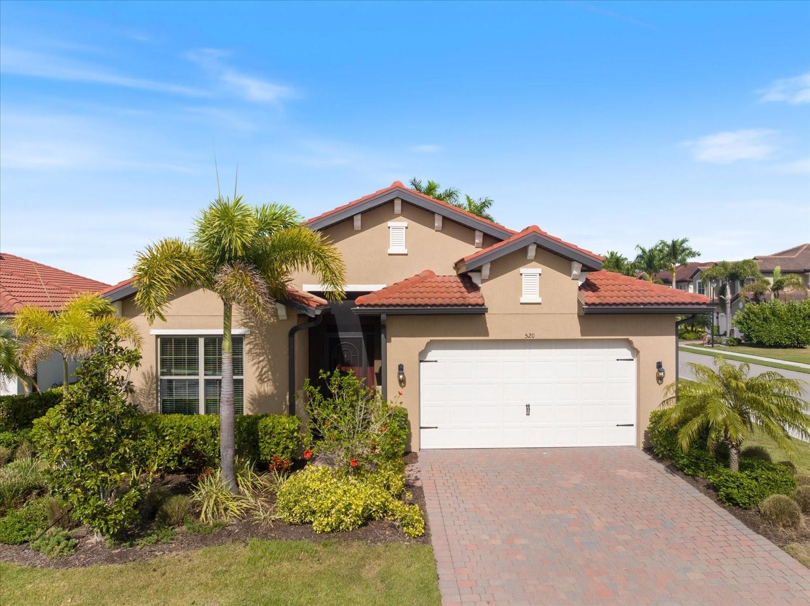 520 MARAVIYA BLVD, NOKOMIS, FL, 34275