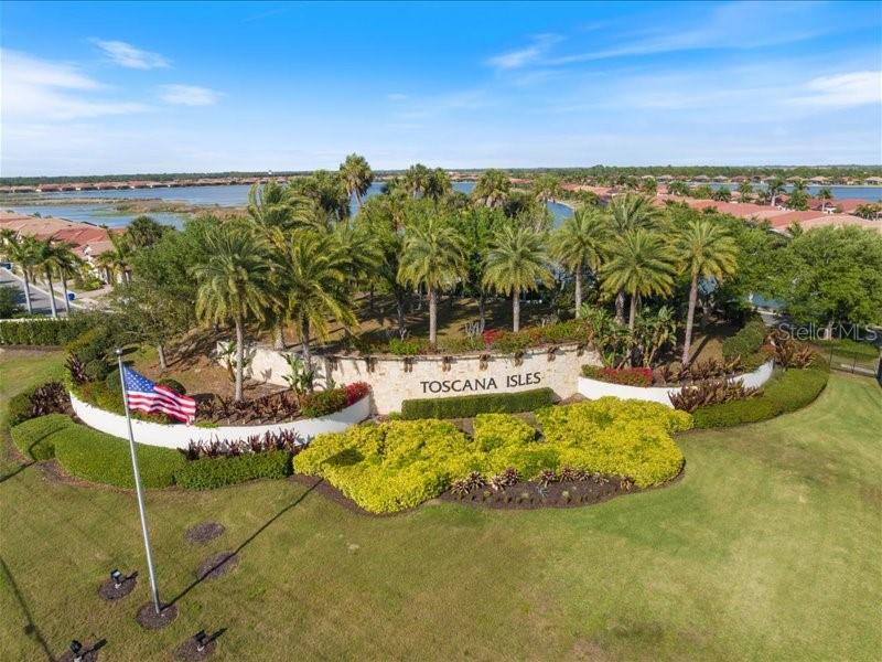 520 MARAVIYA BLVD, NOKOMIS, FL, 34275