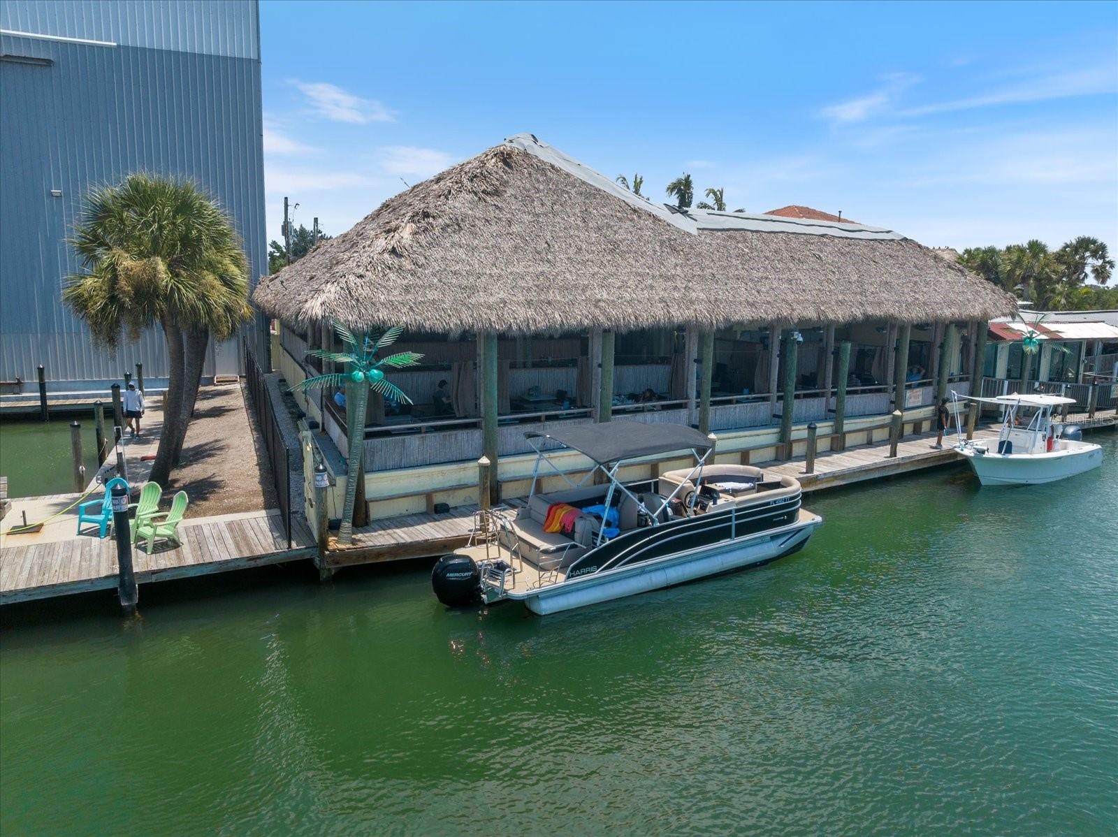 520 MARAVIYA BLVD, NOKOMIS, FL, 34275
