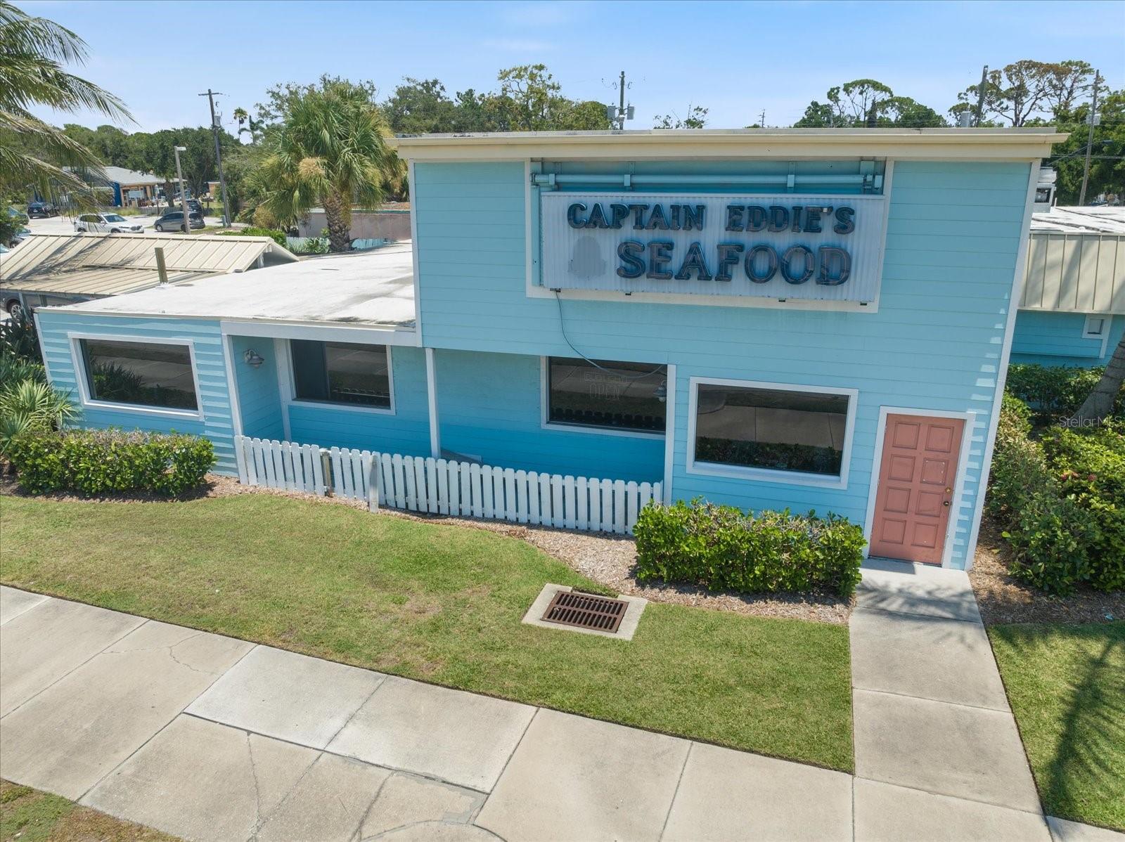 520 MARAVIYA BLVD, NOKOMIS, FL, 34275