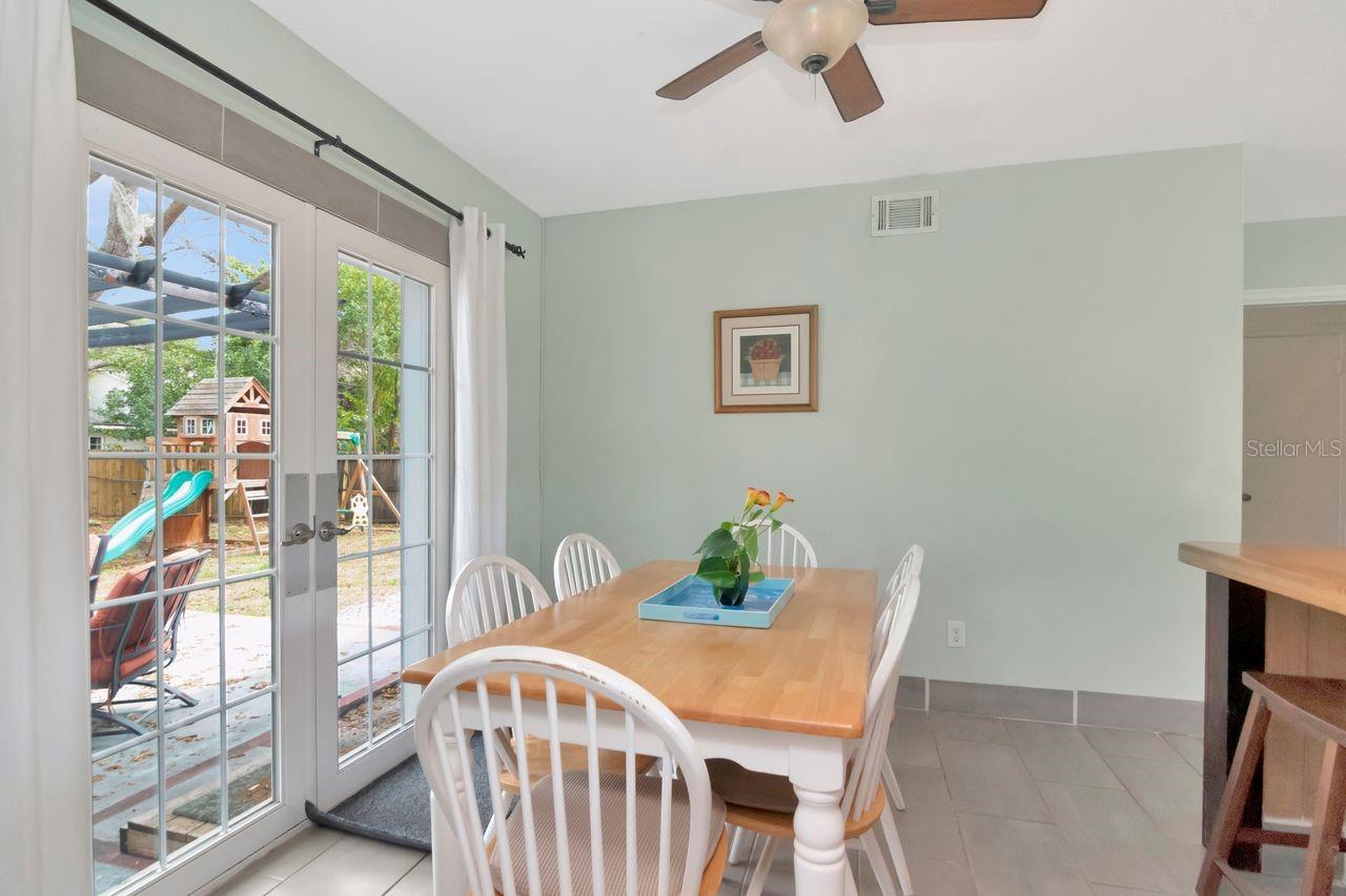 305 BAKER AVE, CLEARWATER, FL, 33755