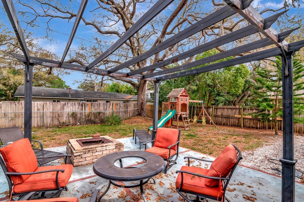 305 BAKER AVE, CLEARWATER, FL, 33755