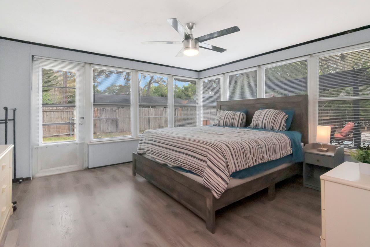 305 BAKER AVE, CLEARWATER, FL, 33755