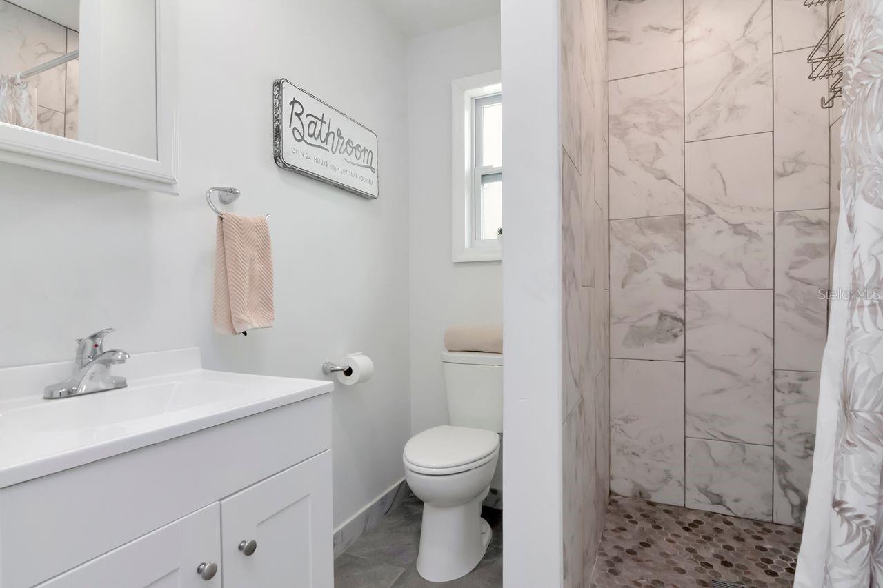 305 BAKER AVE, CLEARWATER, FL, 33755