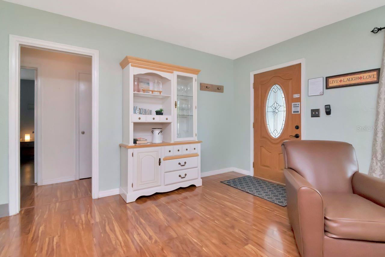305 BAKER AVE, CLEARWATER, FL, 33755
