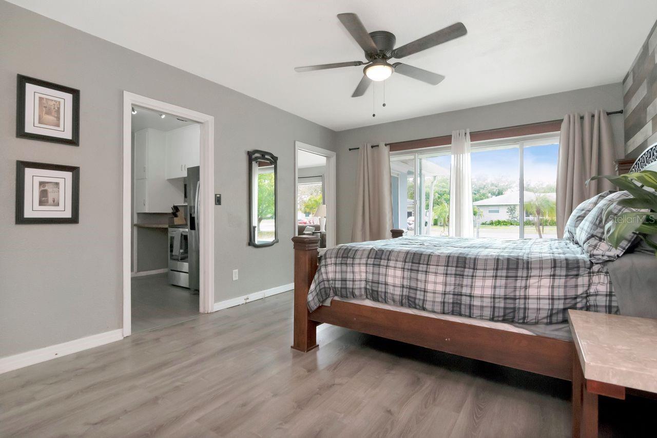 305 BAKER AVE, CLEARWATER, FL, 33755