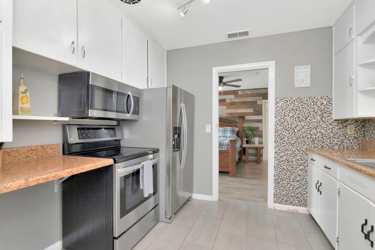 305 BAKER AVE, CLEARWATER, FL, 33755