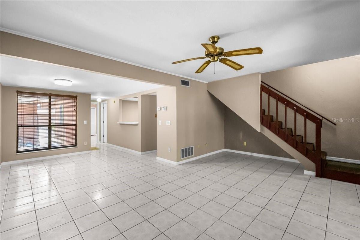 5864 SW 8TH PL, GAINESVILLE, FL, 32607