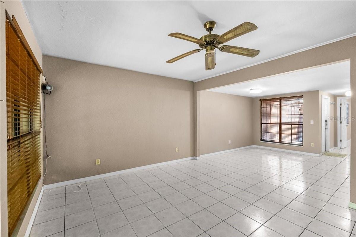 5864 SW 8TH PL, GAINESVILLE, FL, 32607