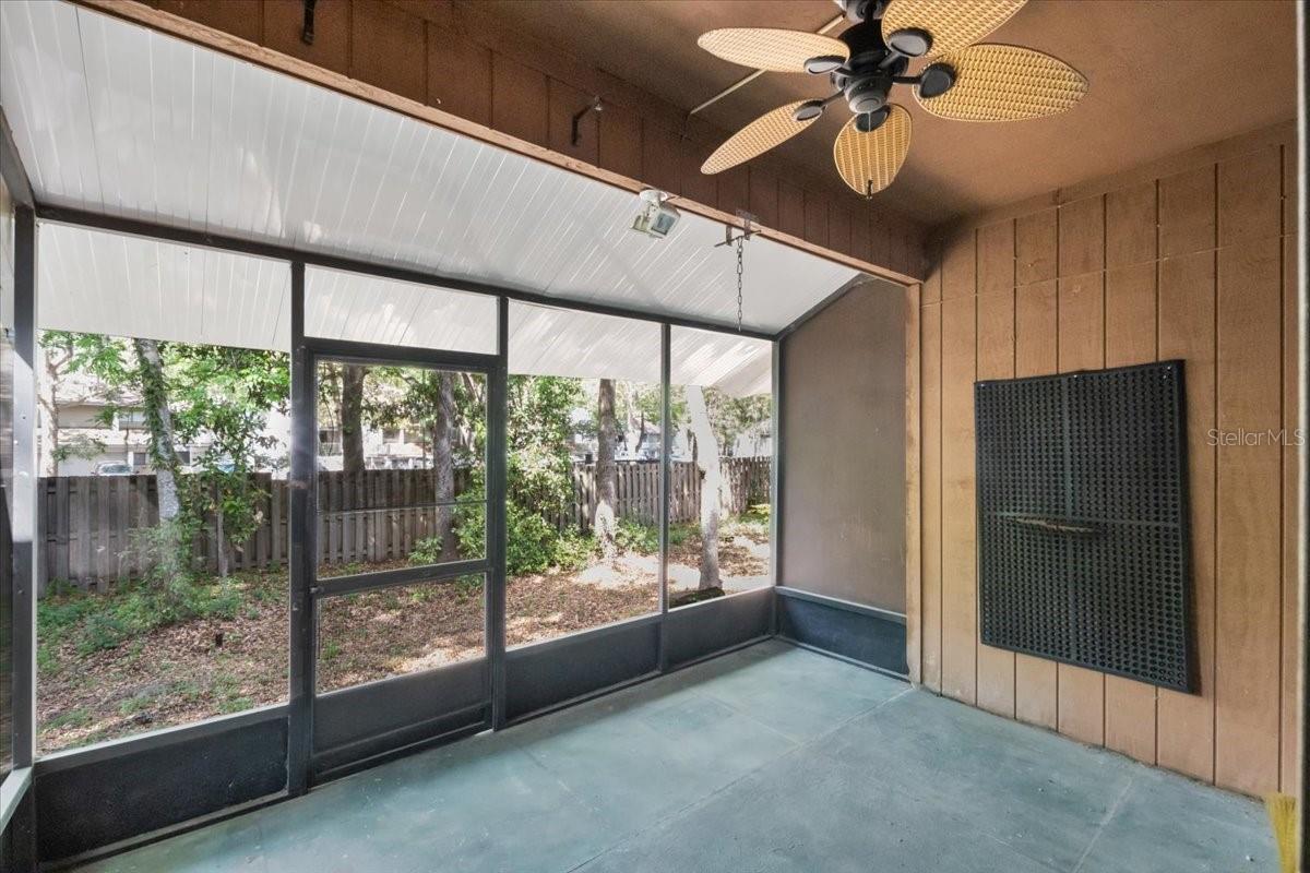 5864 SW 8TH PL, GAINESVILLE, FL, 32607