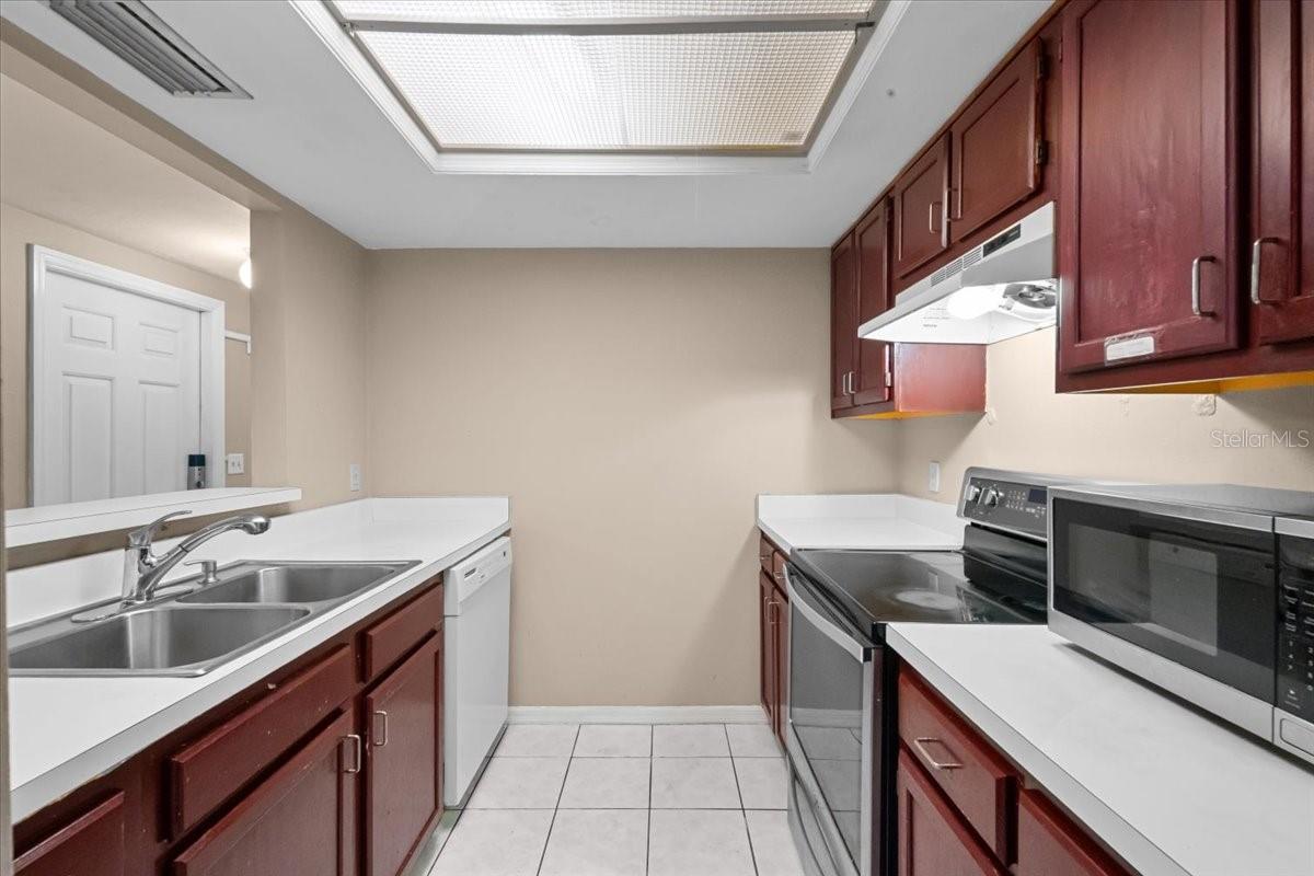 5864 SW 8TH PL, GAINESVILLE, FL, 32607