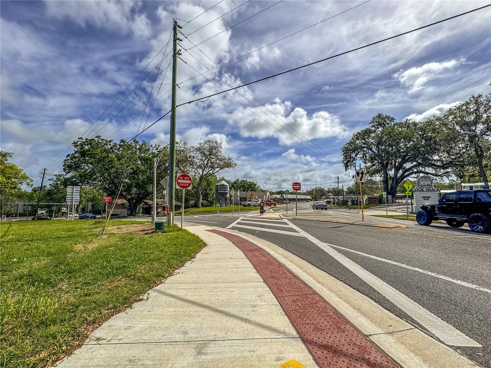 615 OLD HOSPITAL DR, BROOKSVILLE, FL, 34601