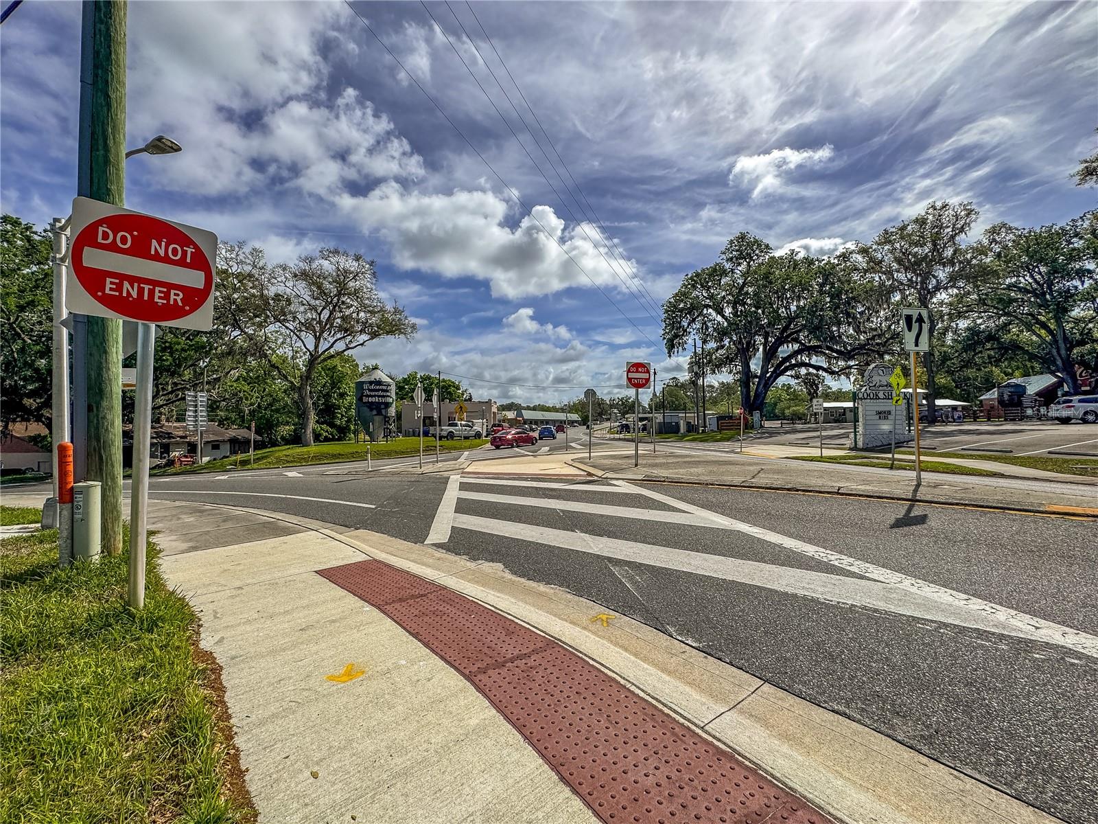 615 OLD HOSPITAL DR, BROOKSVILLE, FL, 34601