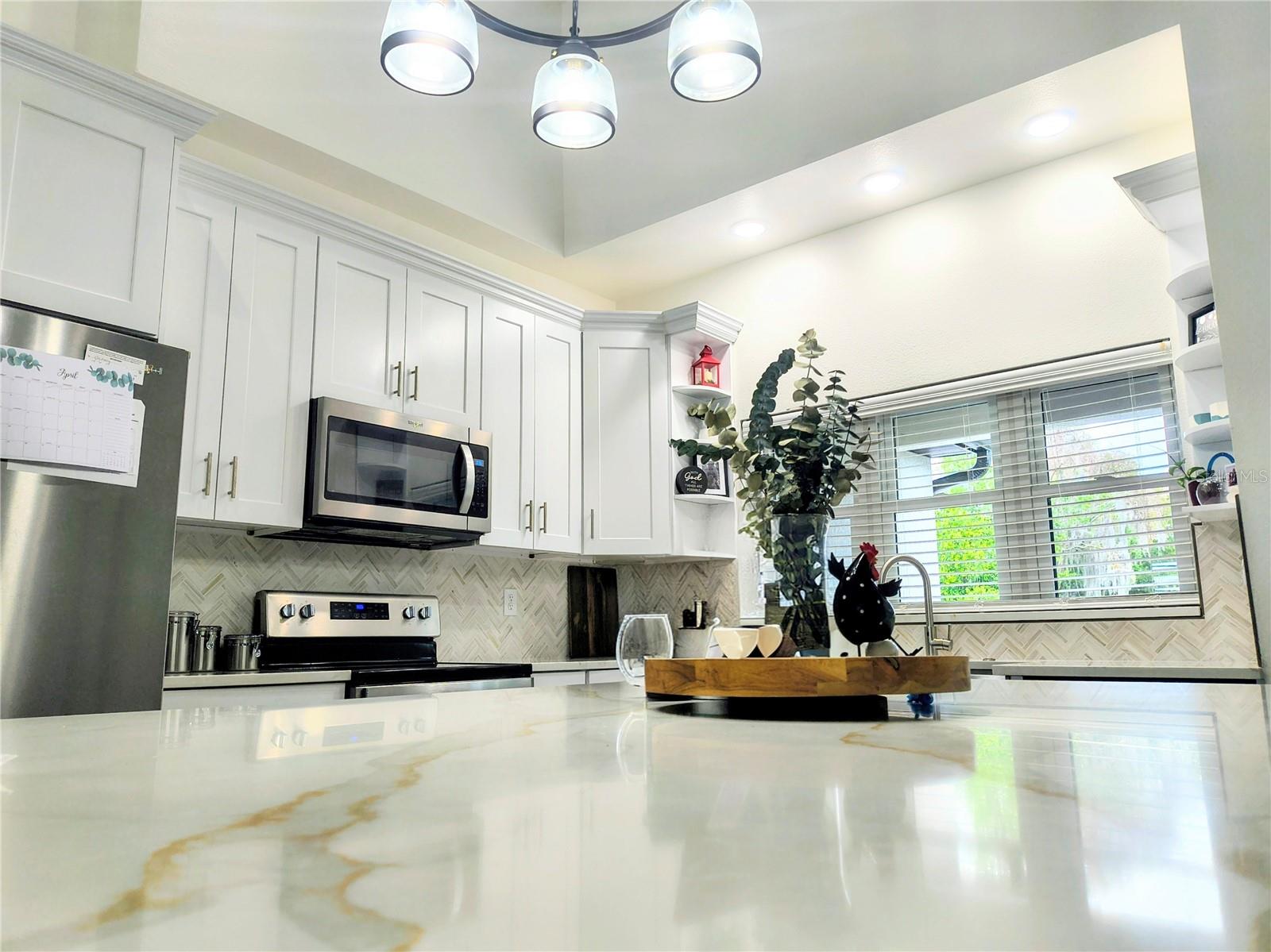 1070 LAKE ARIANA BLVD, AUBURNDALE, FL, 33823