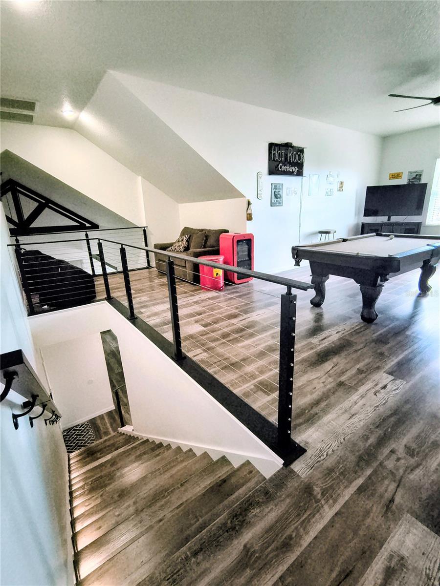 1070 LAKE ARIANA BLVD, AUBURNDALE, FL, 33823