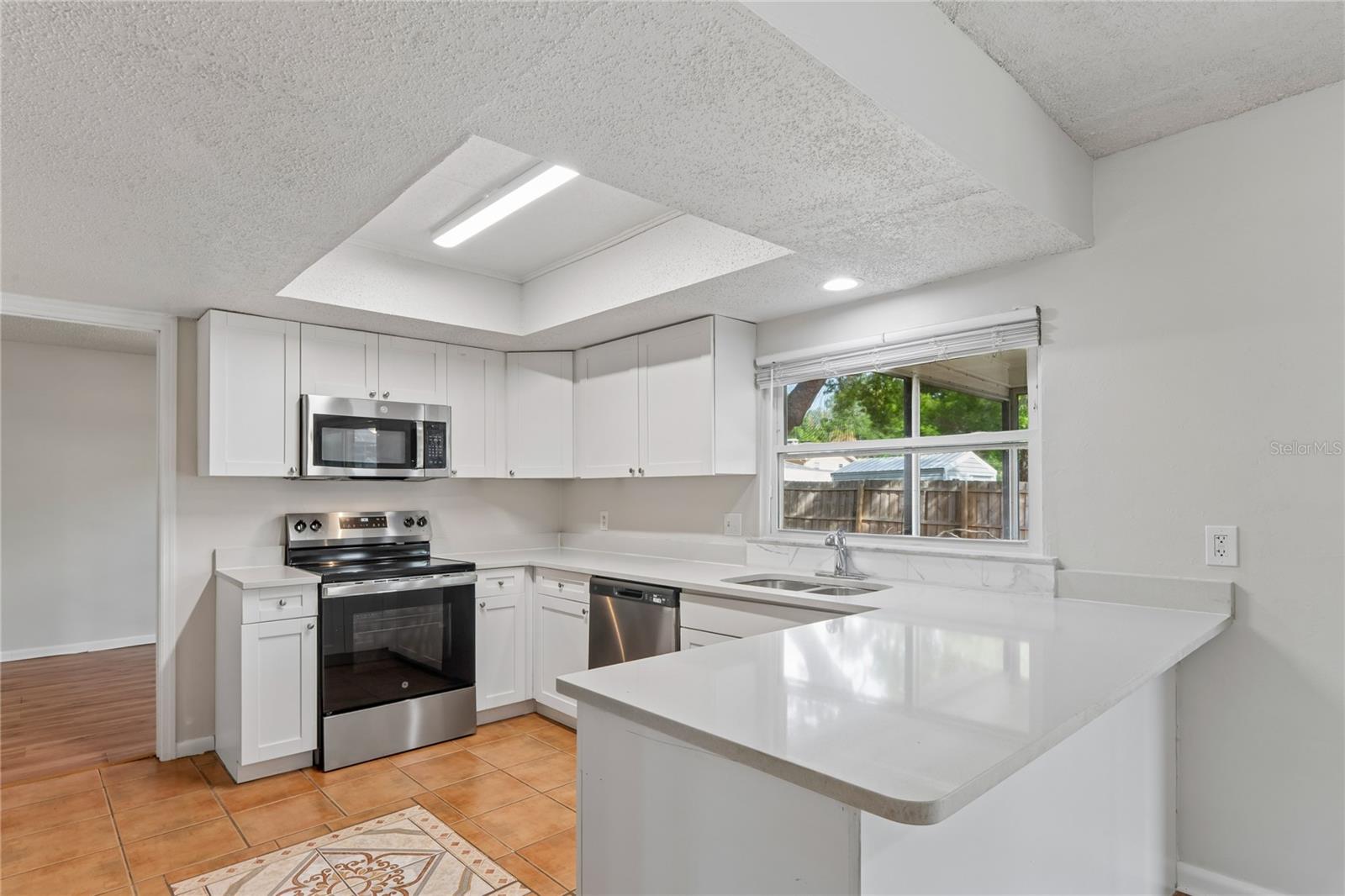 1907 RAMBLING LN, BRANDON, FL, 33510