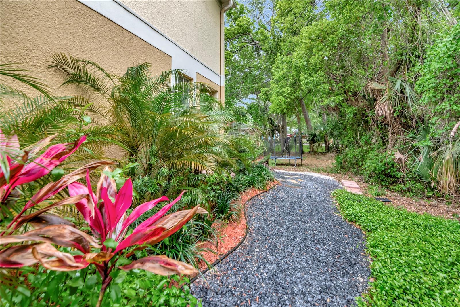 1992 FIESTA RIDGE CT, TAMPA, FL, 33604