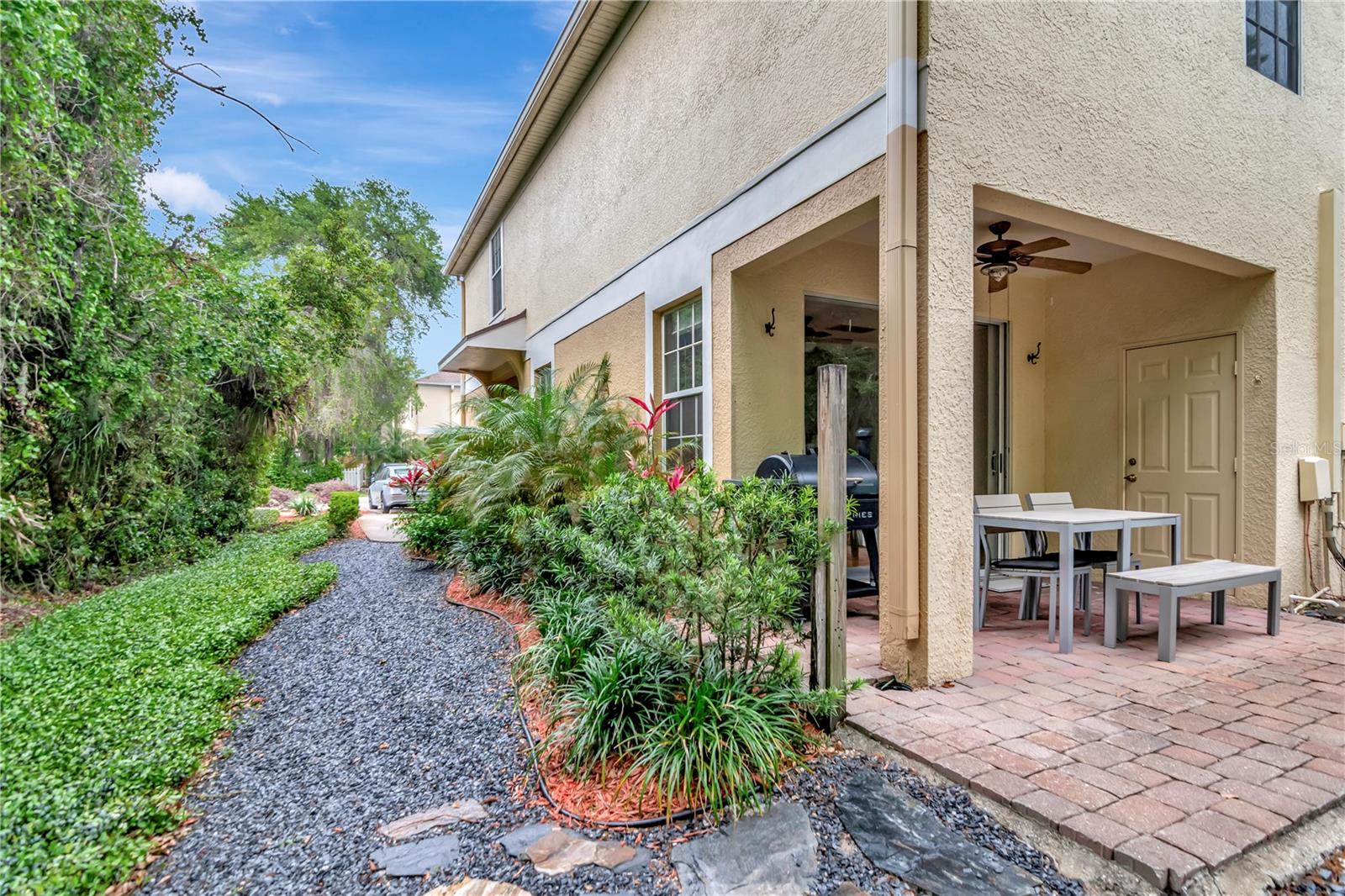 1992 FIESTA RIDGE CT, TAMPA, FL, 33604