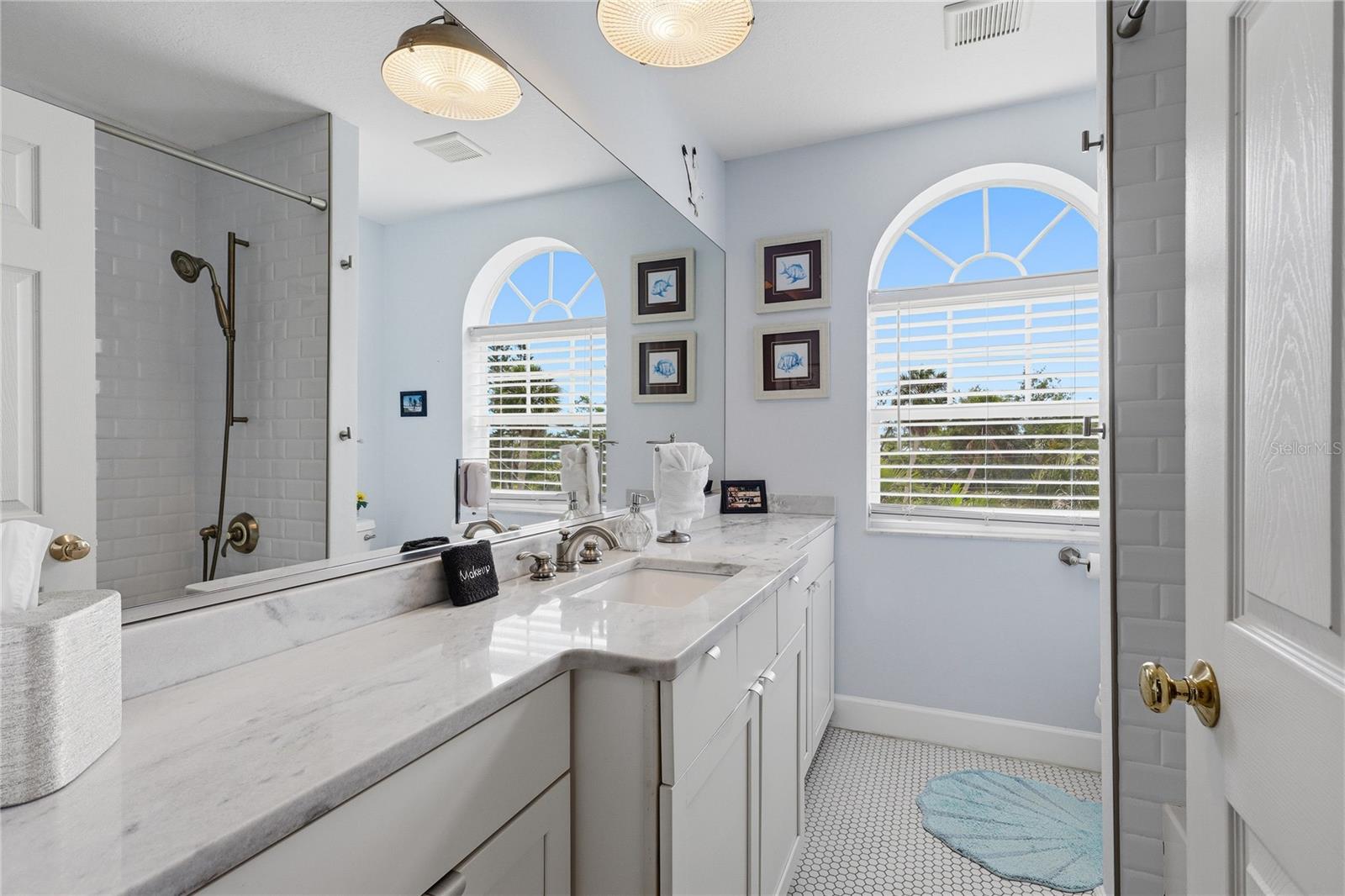 28 MICHIANA DR, TERRA CEIA, FL, 34250