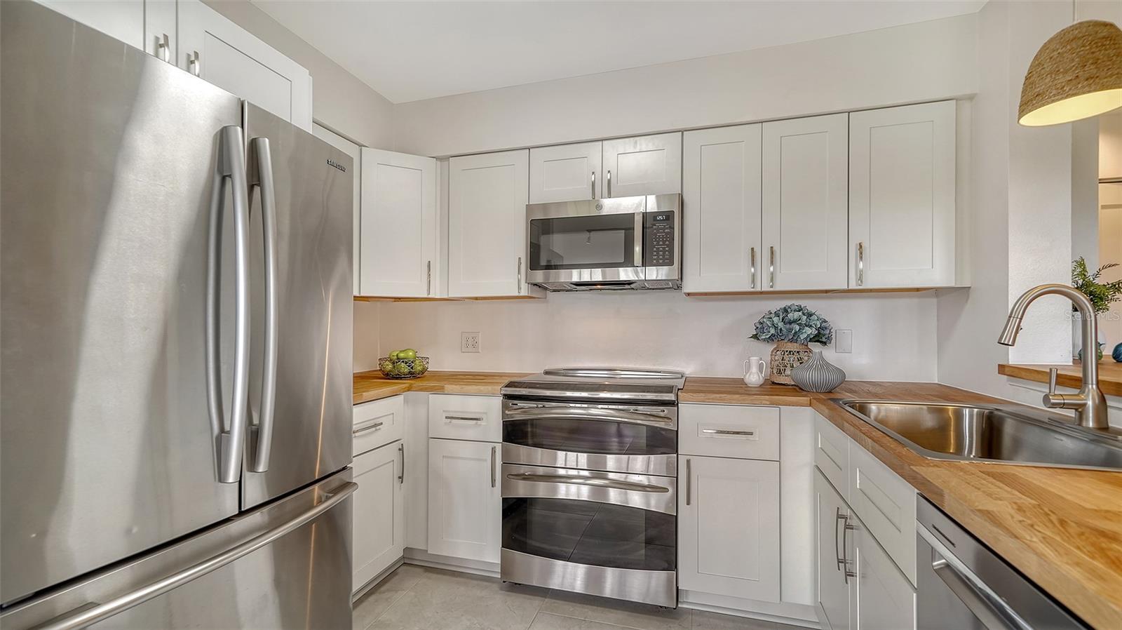 6467 CARRINGTON CIR #43, SARASOTA, FL, 34238