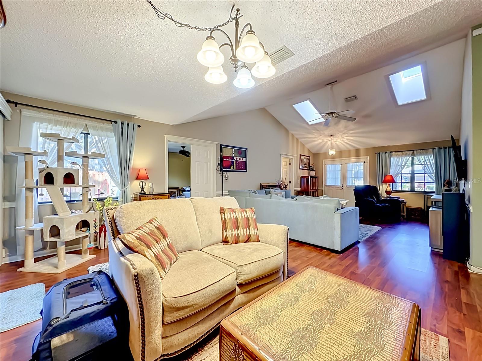 27 BLACK HAWK PL, PALM COAST, FL, 32137